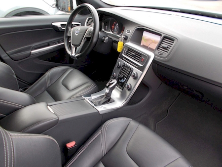 VOLVO V60 PHASE 2  2.0 D3 150 CV BUSINESS GEARTRONIC 6